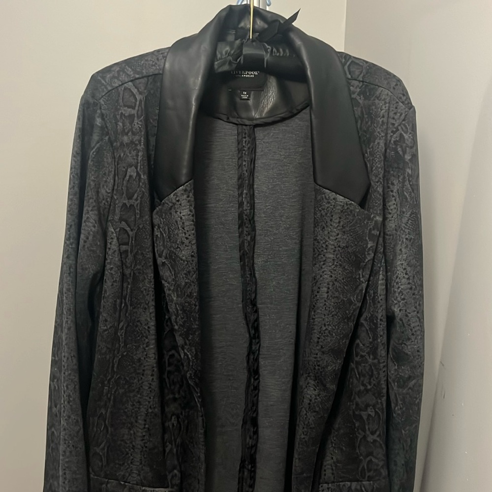 Nwt - Liverpool Python Boyfriend Blazer - image 1